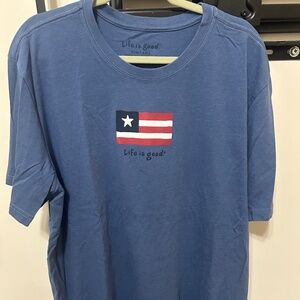 Life is Good men’s tee